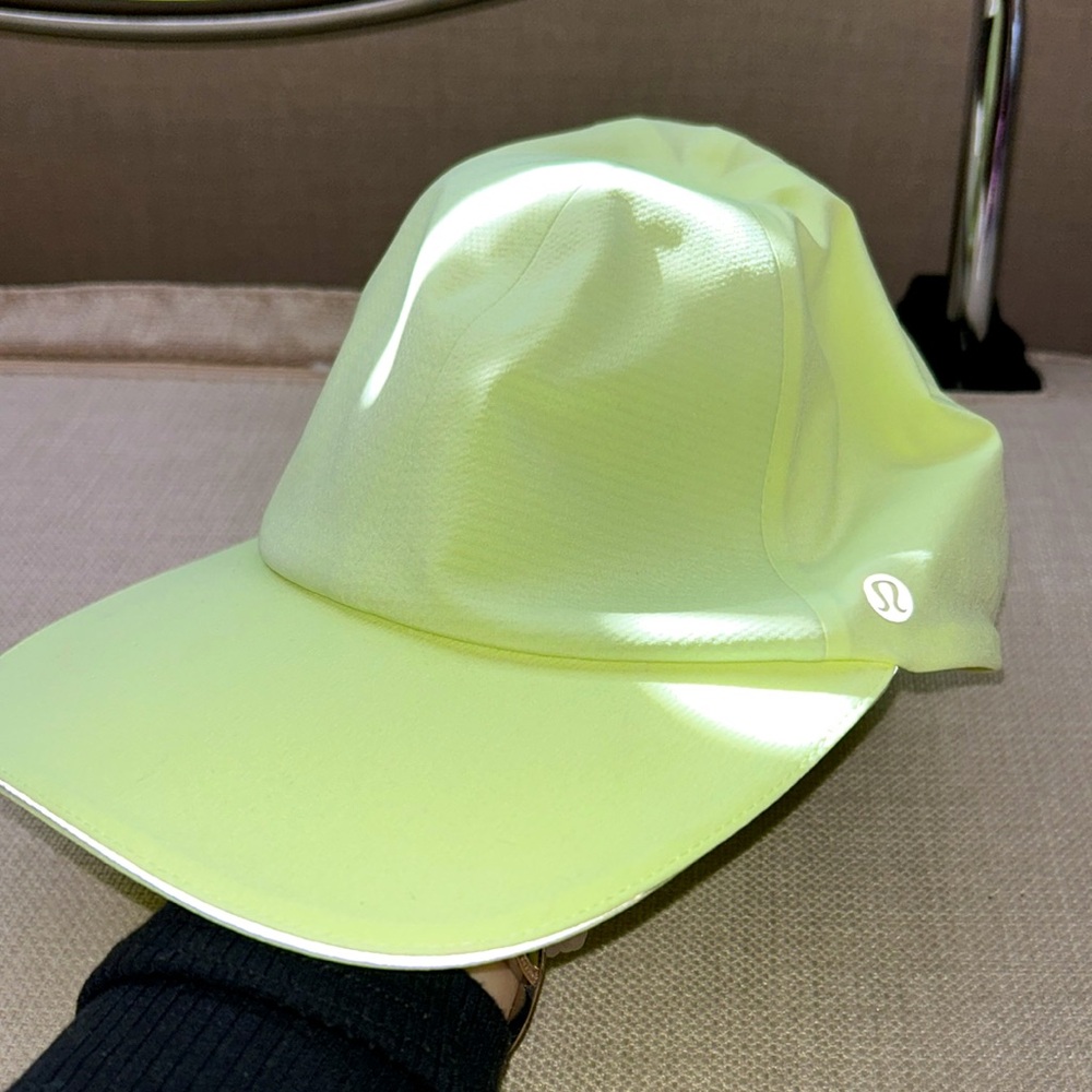 lululemon athletica women’s Neon Yellow Cap - Picture 2 of 4